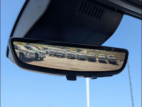 Used 2024 Chevrolet Silverado 2500 High Country w/ High Country Premium Package AWD/4WD image 17