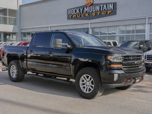 Used 2018 Chevrolet Silverado 1500 LT w/ Texas Edition AWD/4WD image 3