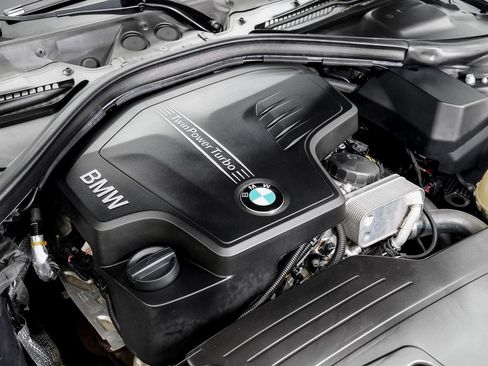 Used 2016 BMW 320i xDrive 320i xDrive image 27