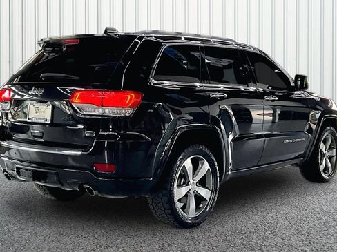 Used 2016 Jeep Grand Cherokee Overland AWD/4WD image 6