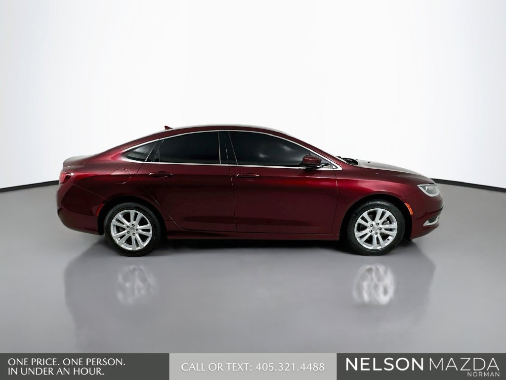 Used 2017 Chrysler 200 Limited Platinum FWD image 5
