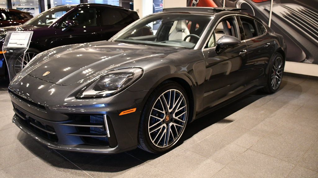 Certified 2026 Porsche Panamera 4 AWD/4WD image 1