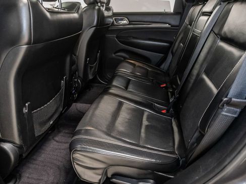 Used 2017 Jeep Grand Cherokee Overland w/ Jeep Active Safety Group image 24