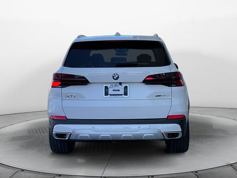 New 2026 BMW X5 xDrive50e AWD/4WD image 6
