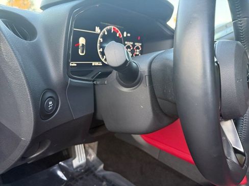 Used 2024 Nissan Z Performance w/ Floor Mat Package image 16