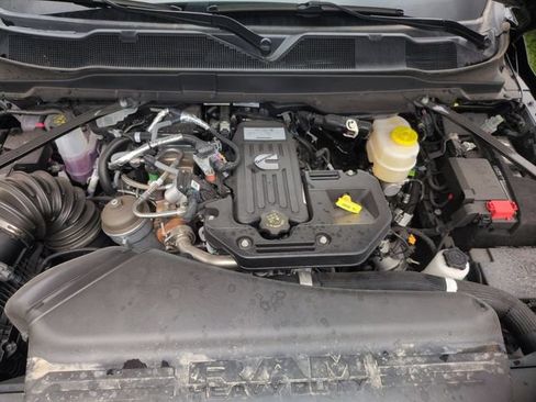 New 2026 RAM 3500 Limited AWD/4WD image 36