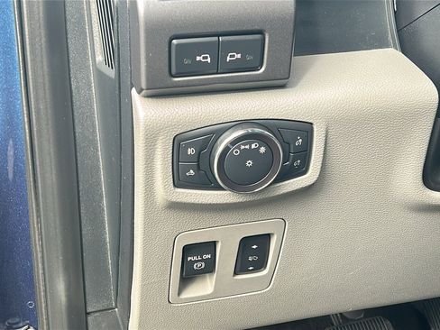 Used 2019 Ford F150 XLT w/ Equipment Group 302A Luxury image 16