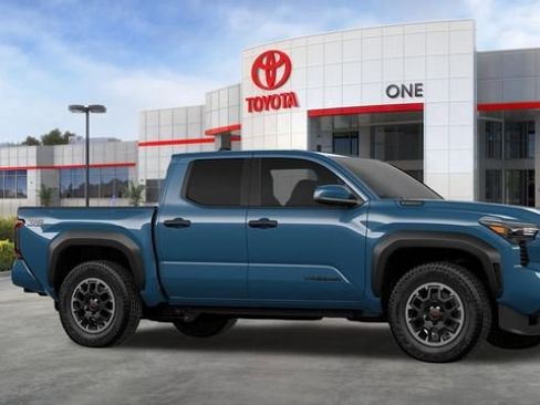 New 2026 Toyota Tacoma TRD Off-Road AWD/4WD image 17