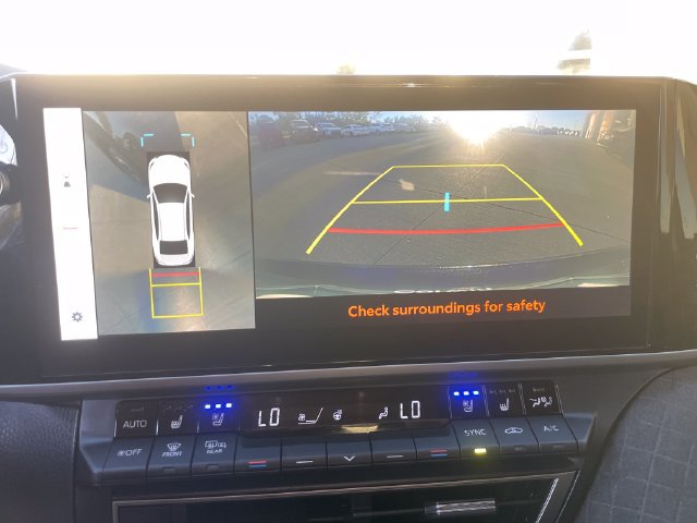Used 2025 Toyota Camry XLE w/ Premium Plus Package FWD image 21