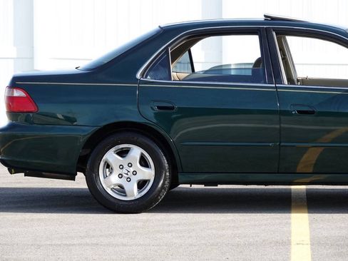 Used 1998 Honda Accord EX image 30