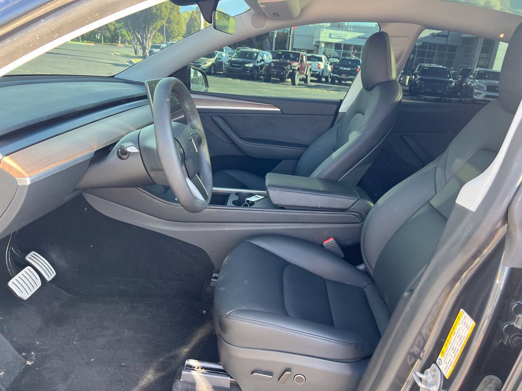 Used 2024 Tesla Model Y Performance AWD/4WD image 22