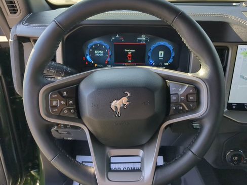 Certified 2025 Ford Bronco Outer Banks image 59