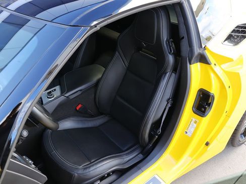 Used 2015 Chevrolet Corvette Stingray Coupe w/ 3LT Preferred Equipment Group image 32