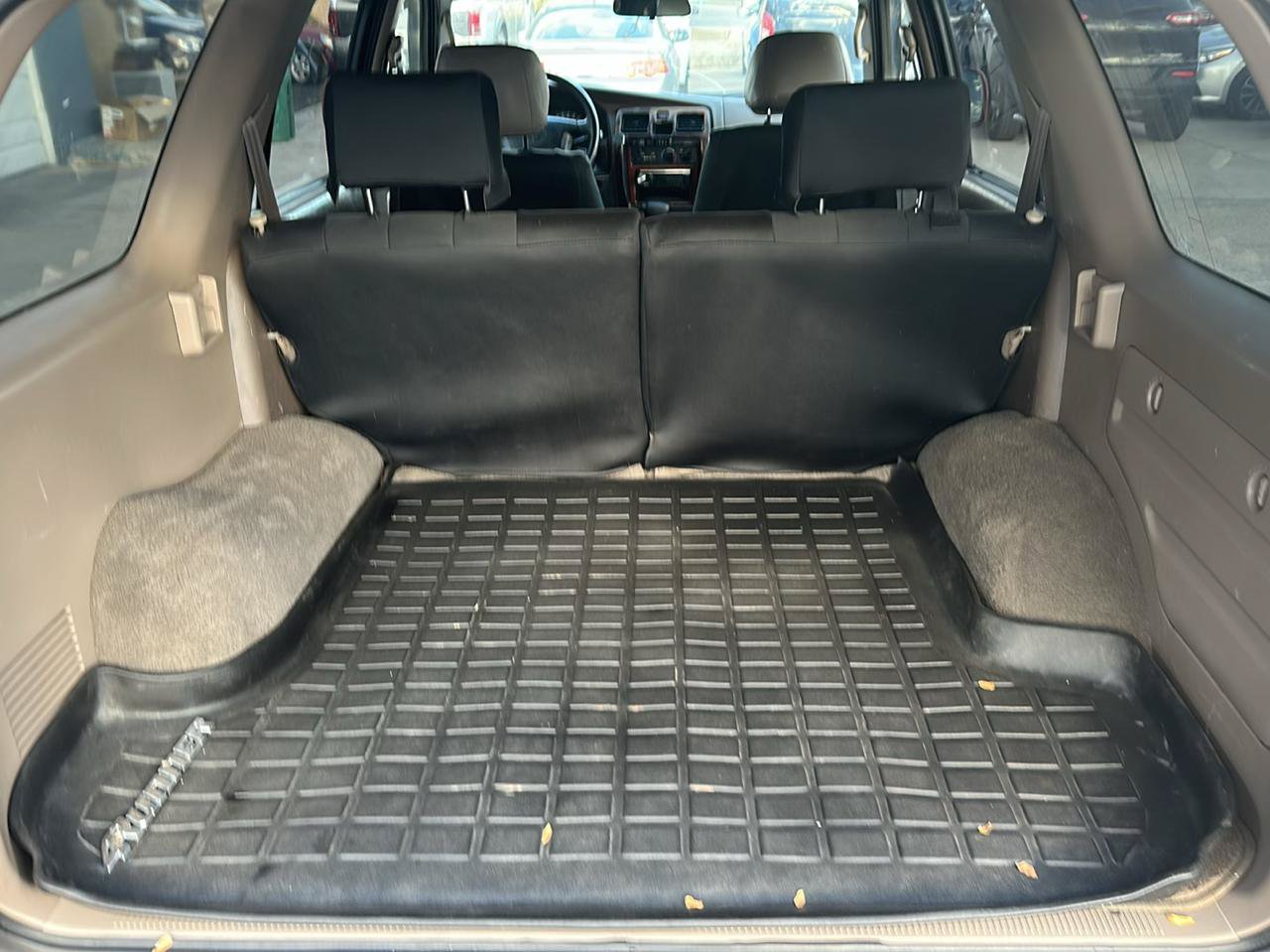Used 2000 Toyota 4Runner SR5 w/ Upgrade Value Pkg 4 RWD image 14