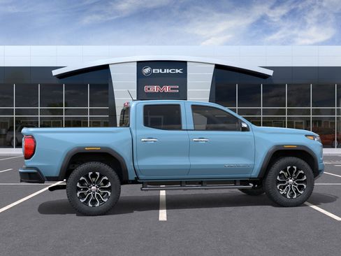 New 2026 GMC Canyon Denali image 5