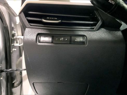 Used 2022 Nissan Altima 2.5 SV image 35