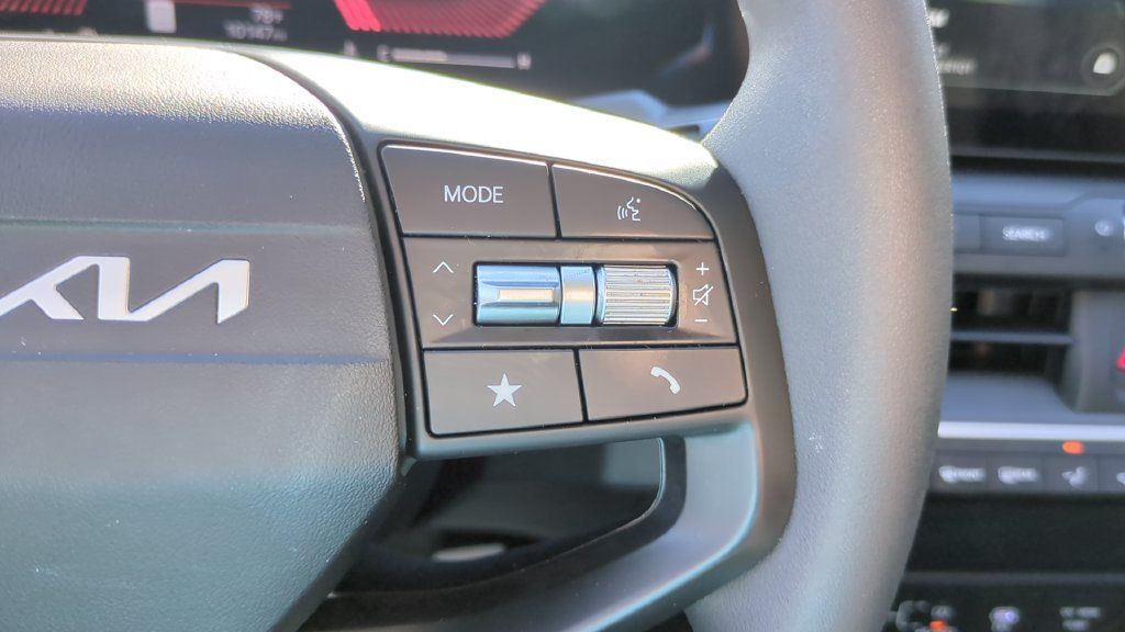 Used 2026 Kia K4 FWD image 20