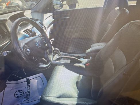 Used 2013 Honda Accord EX-L image 8