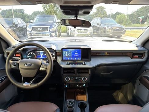 Used 2024 Ford Maverick Lariat AWD/4WD image 19