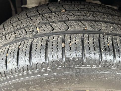 Certified 2021 Nissan Rogue SV image 10