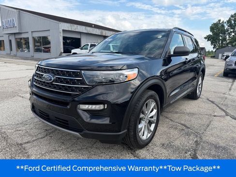 Used 2020 Ford Explorer XLT w/ Equipment Group 202A AWD/4WD image 3