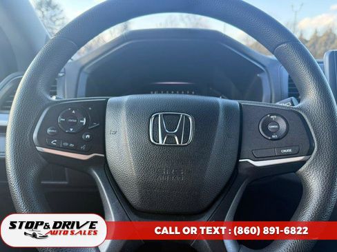 Used 2018 Honda Odyssey LX image 15