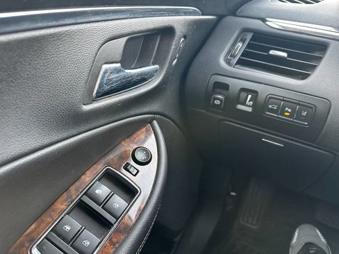 Used 2014 Chevrolet Impala LTZ image 17