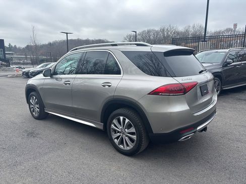 Used 2022 Mercedes-Benz GLE 350 4MATIC image 2