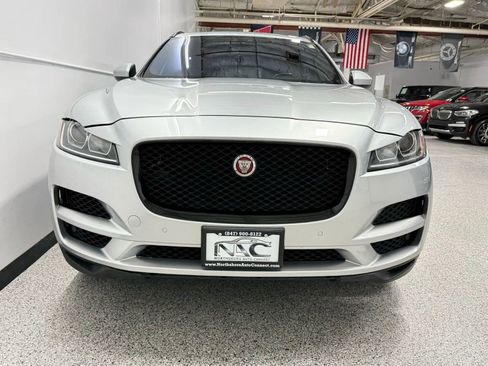 Used 2019 Jaguar F-PACE Premium image 14