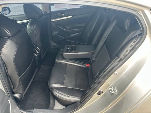 Used 2021 Nissan Maxima 3.5 SV w/ Floor Mat Group FWD image 32