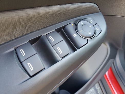 New 2026 Buick Envista Preferred image 17