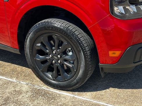 Used 2023 Ford Maverick XLT w/ Black Appearance Package image 9