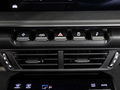 Certified 2025 Porsche 911 Carrera image 43