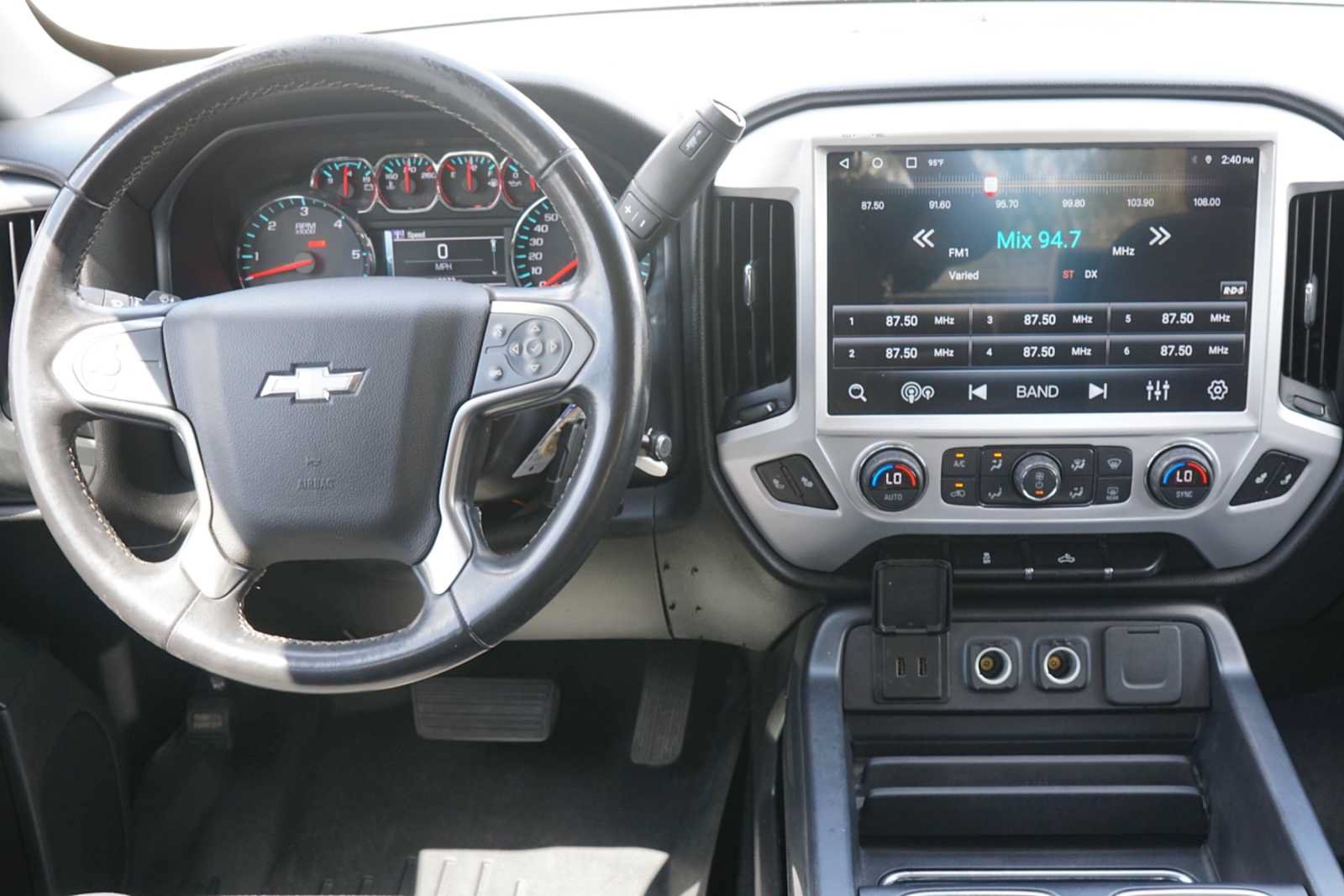 Used 2018 Chevrolet Silverado 1500 LT w/ Texas Edition AWD/4WD image 21