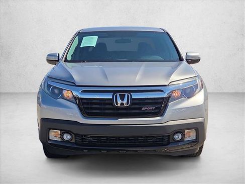 Used 2019 Honda Ridgeline Sport image 2