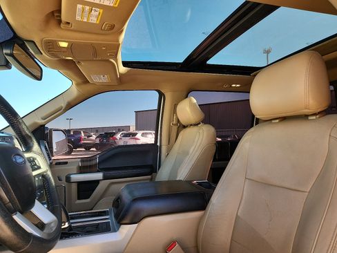 Used 2015 Ford F150 Lariat w/ Equipment Group 502A Luxury image 12