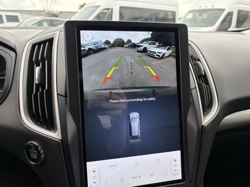 Certified 2023 Ford Edge SEL image 22