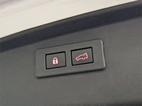 Used 2022 Subaru Outback Touring image 14