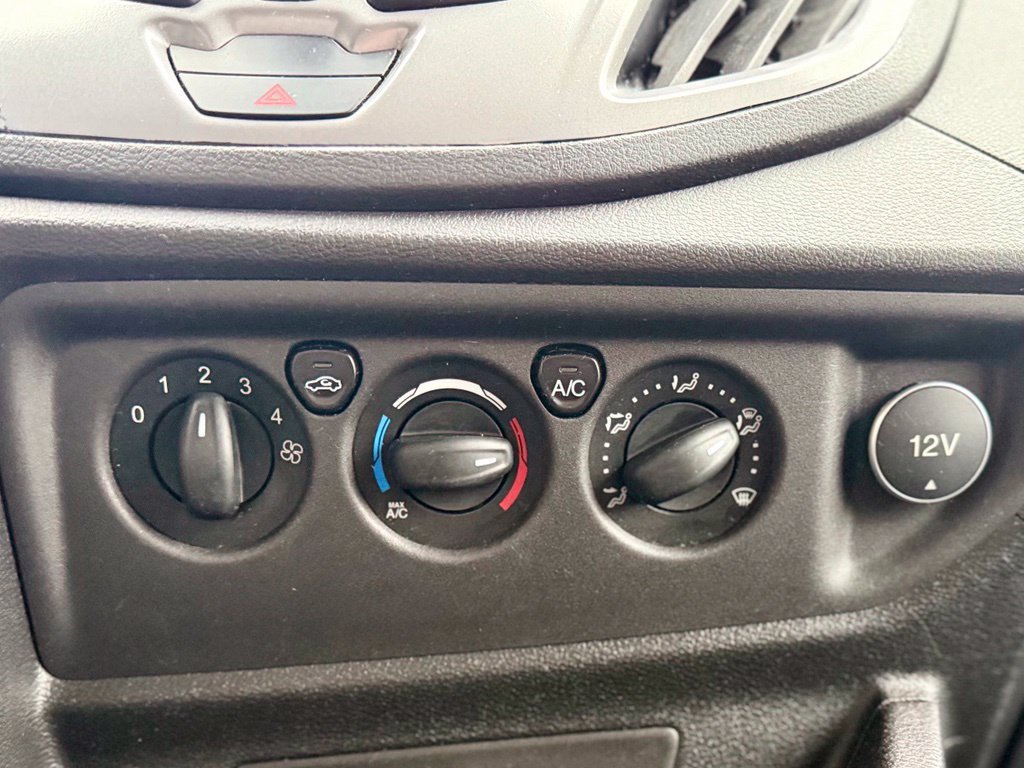 Used 2017 Ford Transit 350 XLT RWD image 14