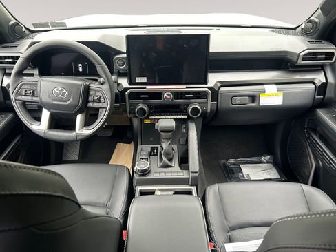New 2026 Toyota 4Runner Limited AWD/4WD image 10