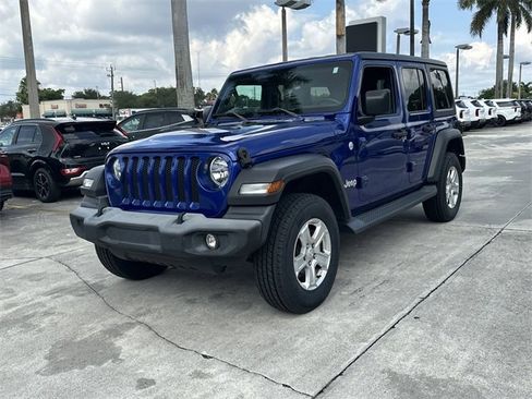 Used 2019 Jeep Wrangler Unlimited Sport S image 2