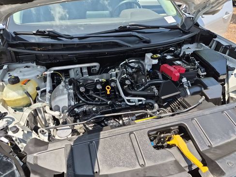 Used 2021 Nissan Rogue SV FWD image 17