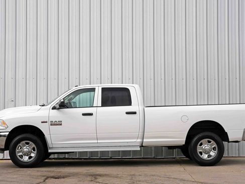Used 2014 RAM 2500 Tradesman w/ Chrome Appearance Group image 8