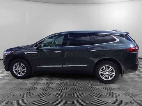 Used 2021 Buick Enclave Essence w/ Sound and Sites Package image 4