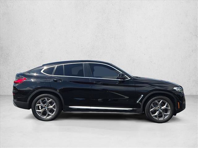 Used 2022 BMW X4 xDrive30i w/ Premium Package 2 AWD/4WD image 4