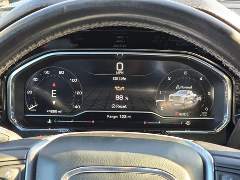 Used 2023 GMC Sierra 1500 SLE image 25