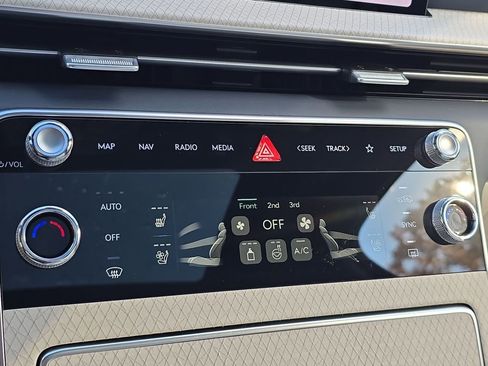 New 2026 Genesis GV80 3.5T Prestige image 19