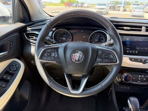 Used 2021 Buick Encore GX Preferred w/ Sport Touring Package FWD image 11