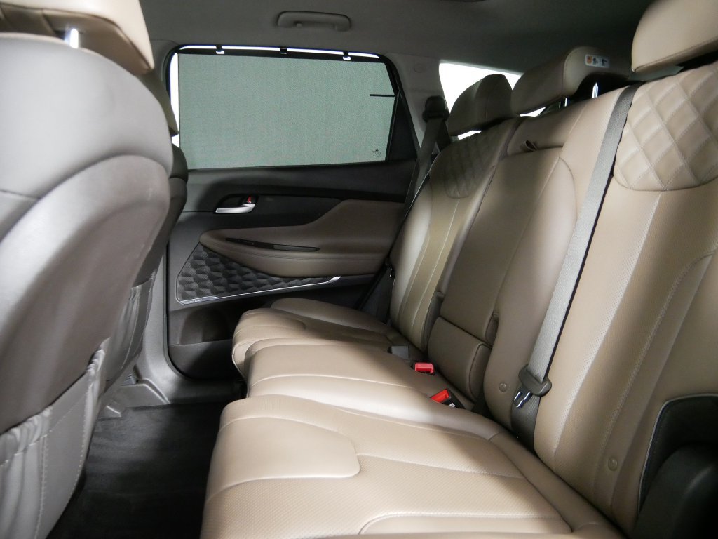 Used 2022 Hyundai Santa Fe Limited w/ Cargo Package AWD/4WD image 16