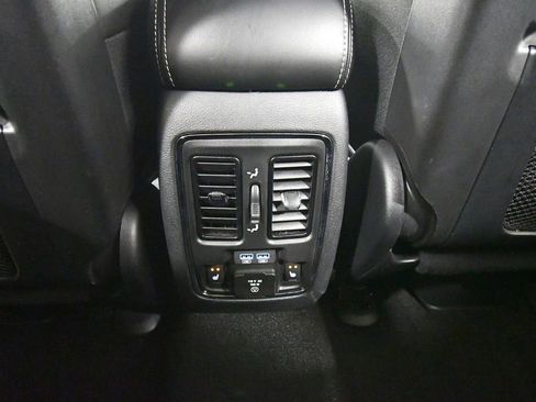 Used 2021 Jeep Grand Cherokee Limited w/ Quick Order Package 28K 80th AWD/4WD image 17